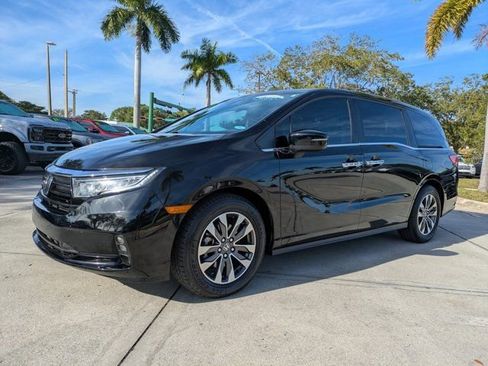Used 2023 Honda Odyssey EX-L image 11