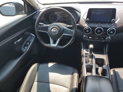 Used 2023 Nissan Sentra SR w/ SR Premium Package FWD image 15