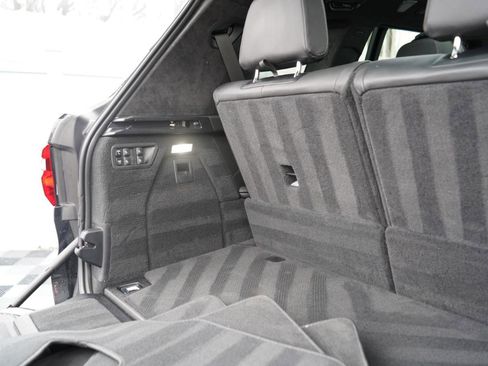 Used 2022 BMW ALPINA XB7 ALPINA XB7 Sports Activity Veh image 56