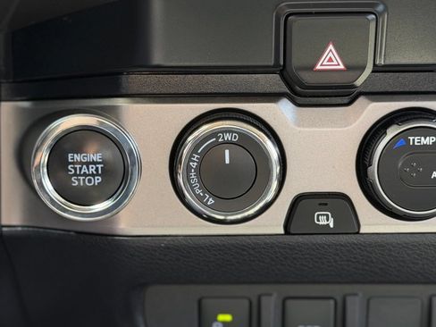 Used 2023 Toyota Tacoma SR5 w/ Technology Package AWD/4WD image 13