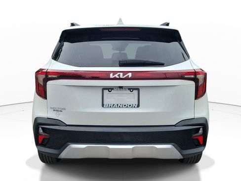 Used 2025 Kia Seltos S FWD image 7