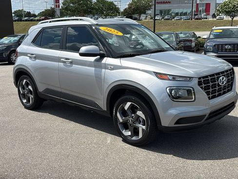 Certified 2026 Hyundai Venue SEL FWD image 1