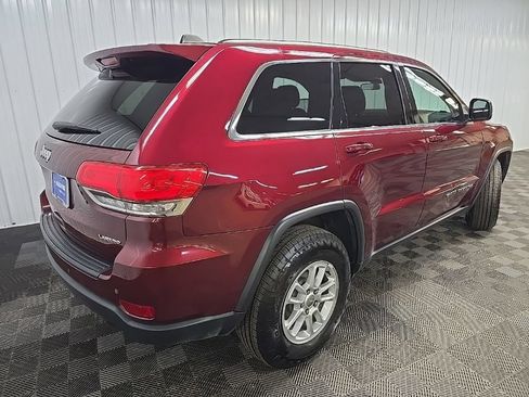 Used 2018 Jeep Grand Cherokee Laredo AWD/4WD image 12