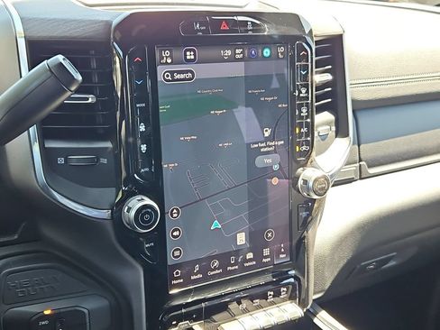 New 2026 RAM 2500 Laramie AWD/4WD image 23