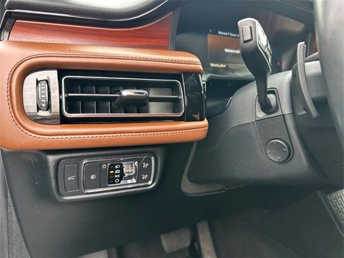 Used 2022 Lincoln Aviator Reserve w/ Equipment Group 201A image 36