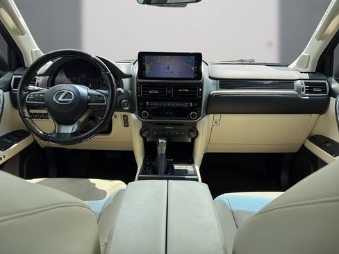 Used 2022 Lexus GX 460 Premium w/ Premium Package AWD/4WD image 17