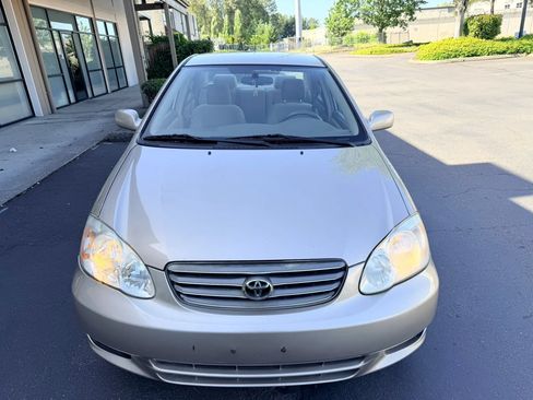Used 2004 Toyota Corolla LE FWD image 8