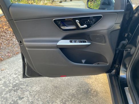 Certified 2025 Mercedes-Benz GLC 300 4MATIC image 18