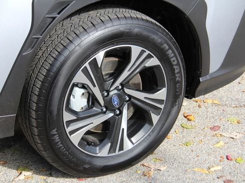 Certified 2024 Subaru Crosstrek 2.0i Premium image 12