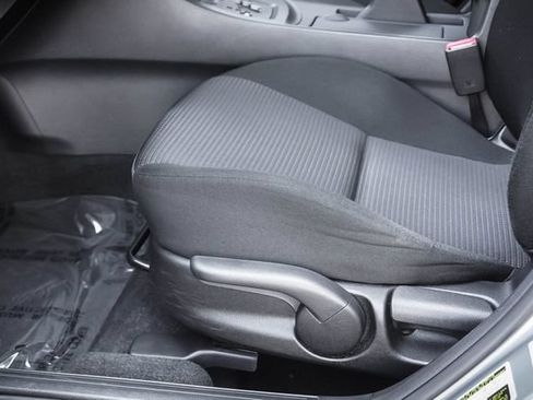 Used 2013 MAZDA MAZDA3 i Touring FWD image 10