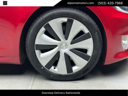 Used 2020 Tesla Model S AWD image 39