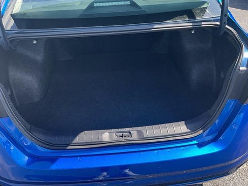 Used 2025 Nissan Altima 2.5 SV FWD image 4