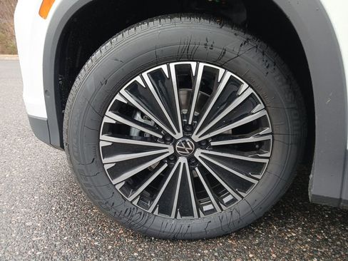 New 2026 Volkswagen Tiguan S image 25