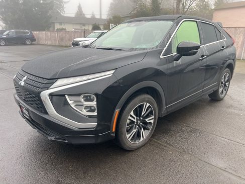 Used 2024 Mitsubishi Eclipse Cross SEL image 2