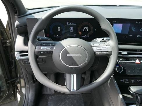 New 2025 Hyundai Santa Cruz SEL image 18