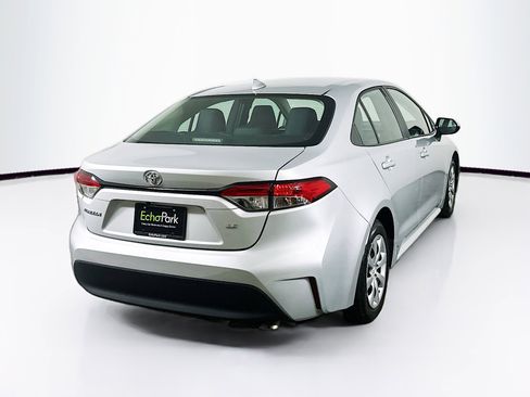 Used 2024 Toyota Corolla LE image 9