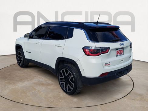 Used 2017 Jeep Compass Limited AWD/4WD image 8