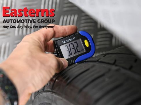 Used 2020 Chrysler 300 S image 30