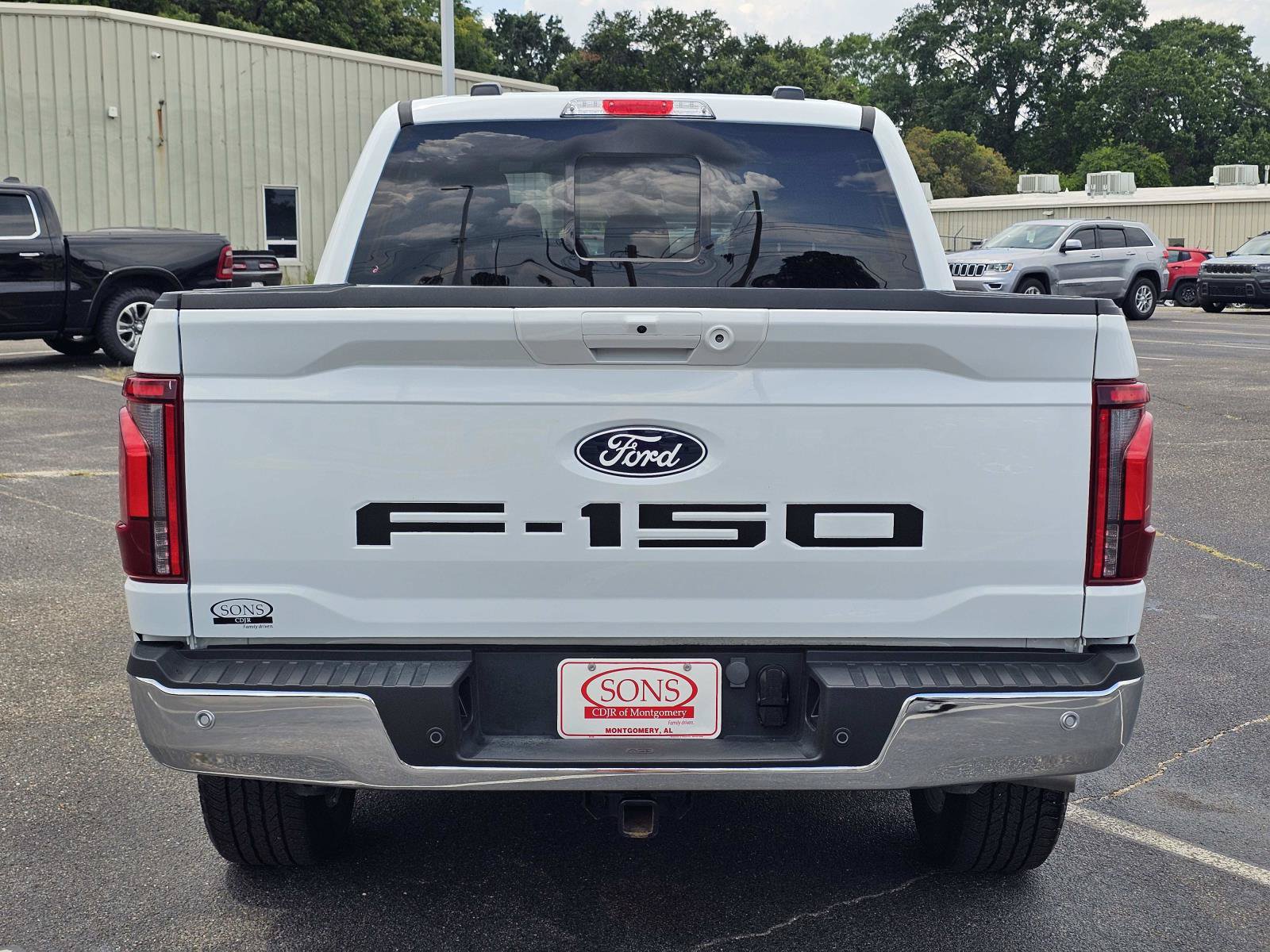 Used 2025 Ford F150 Lariat w/ Equipment Group 501A Mid AWD/4WD image 11