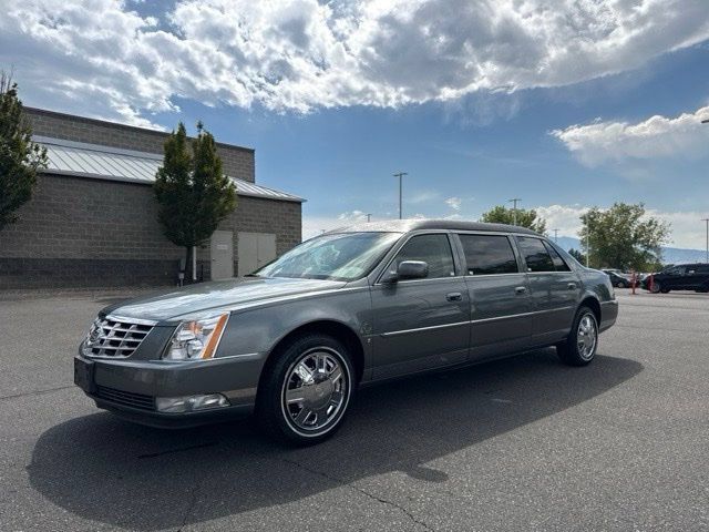 Used 2006 Cadillac DTS FWD image 1