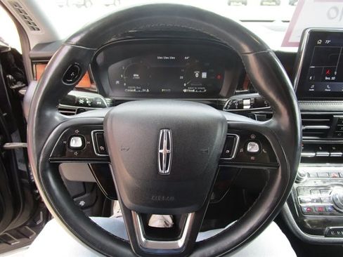 Used 2022 Lincoln Corsair Reserve w/ Equipment Group 201A AWD/4WD image 15