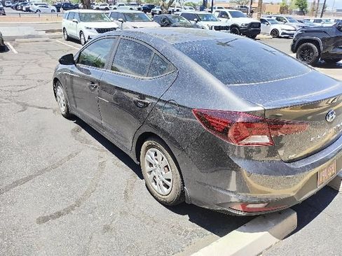 Used 2020 Hyundai Elantra SE FWD image 10