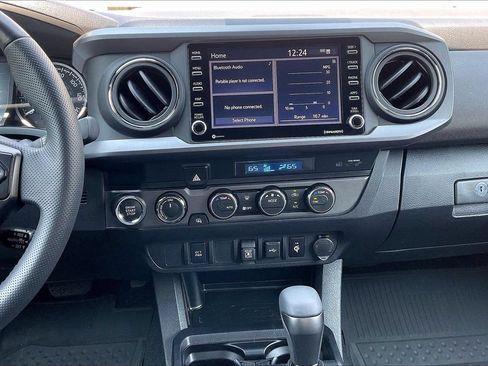 Used 2023 Toyota Tacoma TRD Sport AWD/4WD image 12