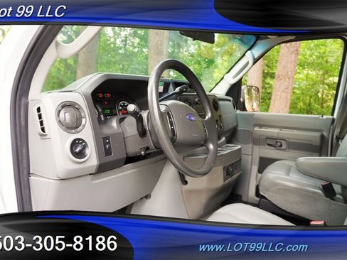 Used 2009 Ford E-250 and Econoline 250 Extended RWD image 12