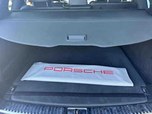 Used 2016 Porsche Cayenne AWD/4WD image 17