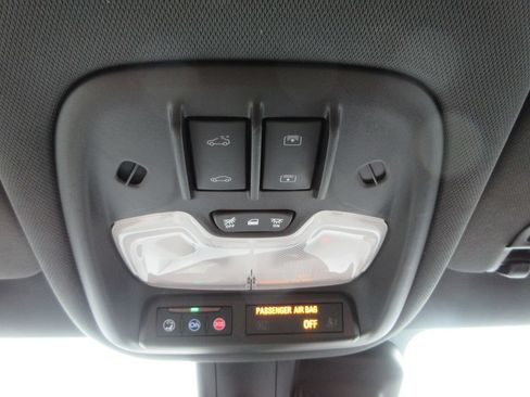 Certified 2024 Chevrolet TrailBlazer RS w/ Convenience Package FWD image 32