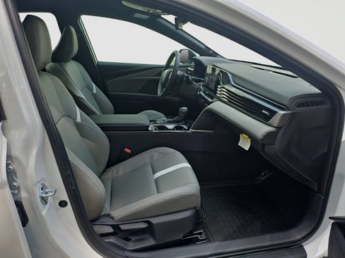 Used 2026 Toyota Camry SE w/ Convenience Package FWD image 17