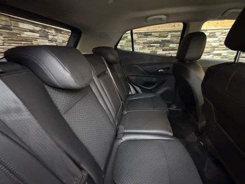 Used 2022 Buick Encore Preferred w/ Safety Package AWD/4WD image 29