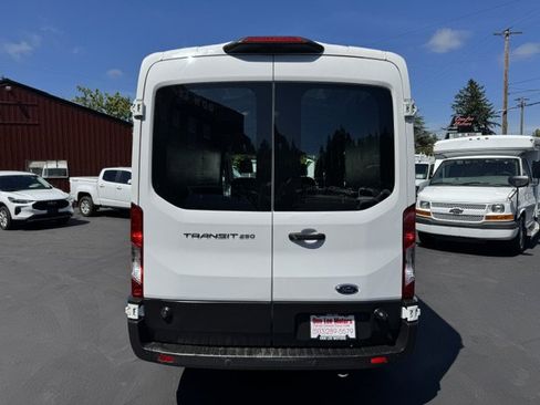 Used 2019 Ford Transit 250 148 Medium Roof RWD image 24