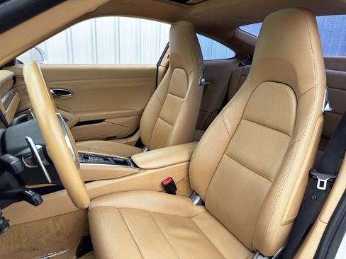 Used 2015 Porsche 911 Carrera 4 image 36