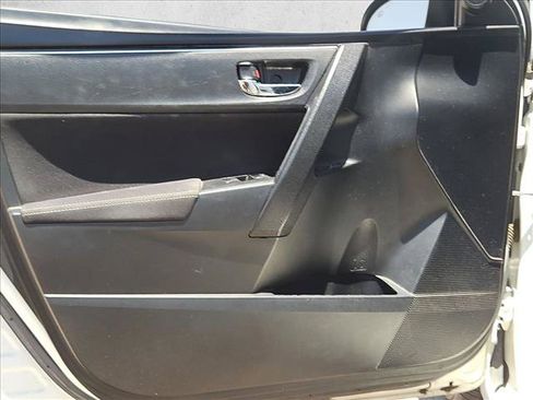Used 2019 Toyota Corolla LE FWD image 10