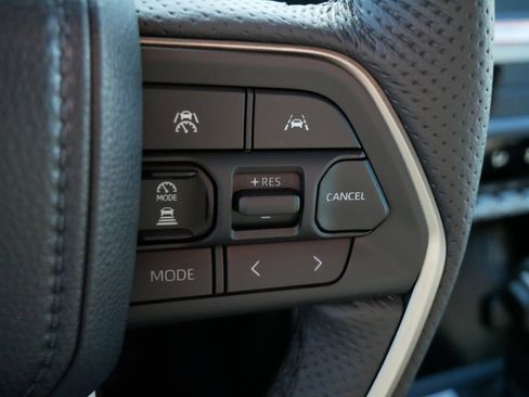 Certified 2025 Toyota Tacoma SR5 image 25