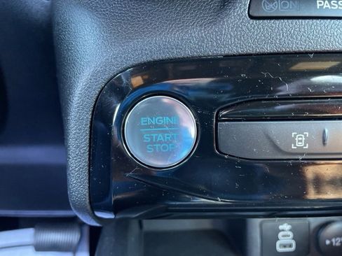 Used 2025 Ford Escape ST-Line Elite image 21