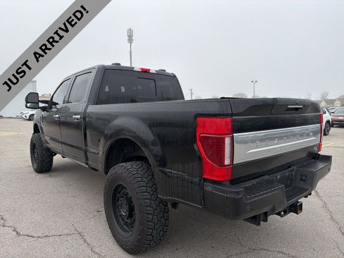 Used 2022 Ford F350 Platinum image 7