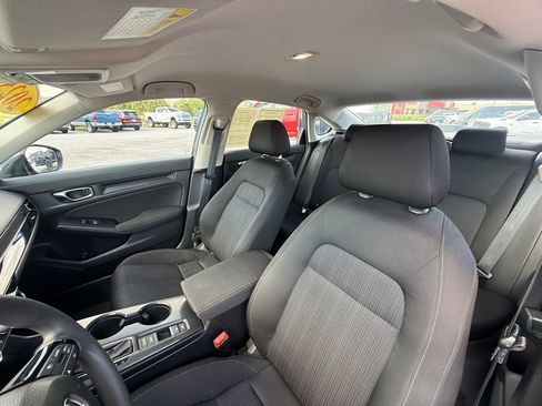 Used 2025 Honda Civic LX image 21