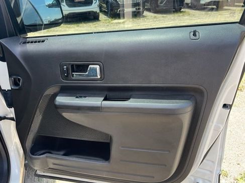 Used 2010 Ford Edge SE FWD image 12