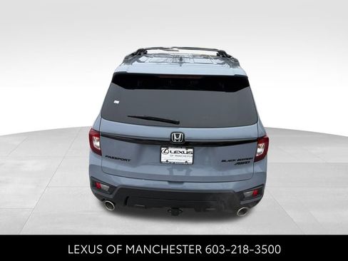 Used 2025 Honda Passport Black Edition image 5