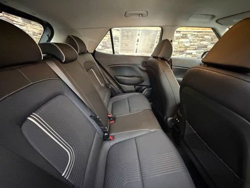 Used 2026 Hyundai Venue SEL FWD image 33