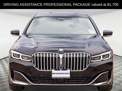 Used 2022 BMW 750i xDrive AWD/4WD image 2
