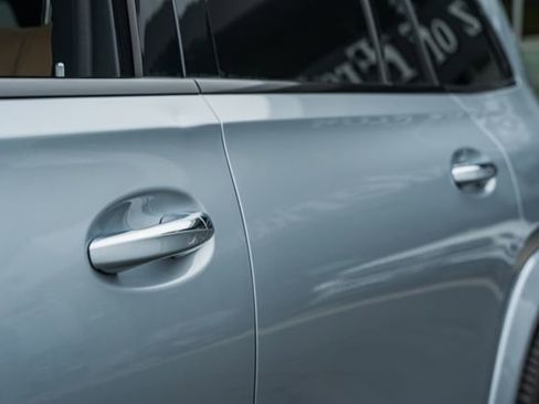 Certified 2025 Mercedes-Benz GLS 450 4MATIC image 18