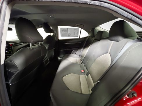 Used 2023 Toyota Camry LE image 27