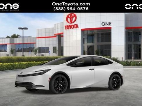 New 2026 Toyota Prius Plug-In Hybrid FWD image 4