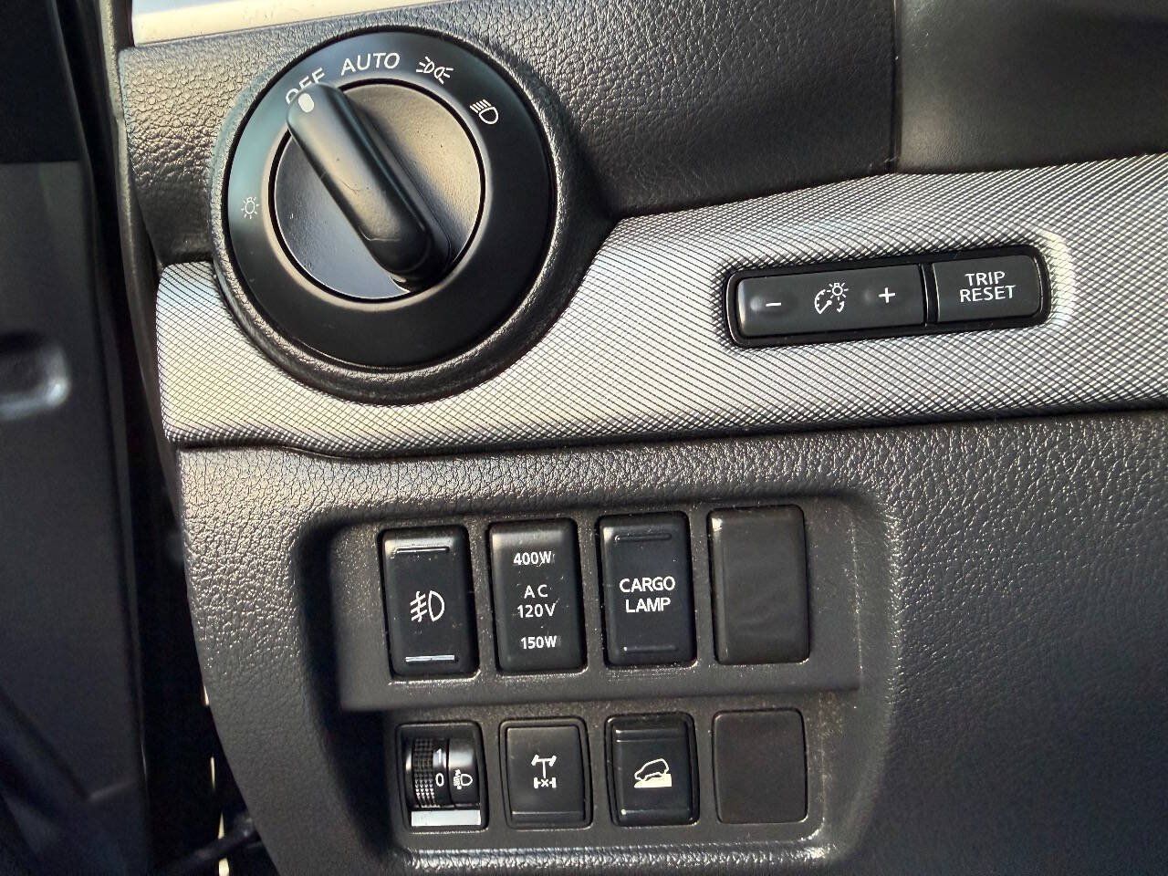 Used 2019 Nissan Titan PRO-4X AWD/4WD image 21