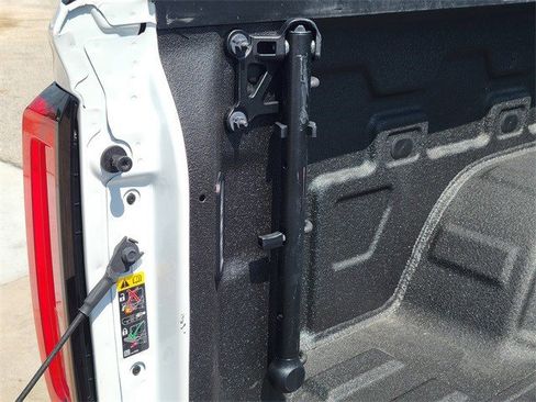 Used 2024 GMC Sierra 1500 AT4X image 32