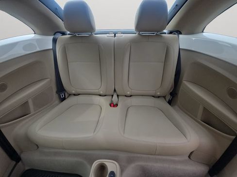 Used 2014 Volkswagen Beetle TDI FWD image 12