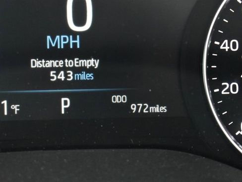 Used 2023 Toyota Sienna Limited image 16